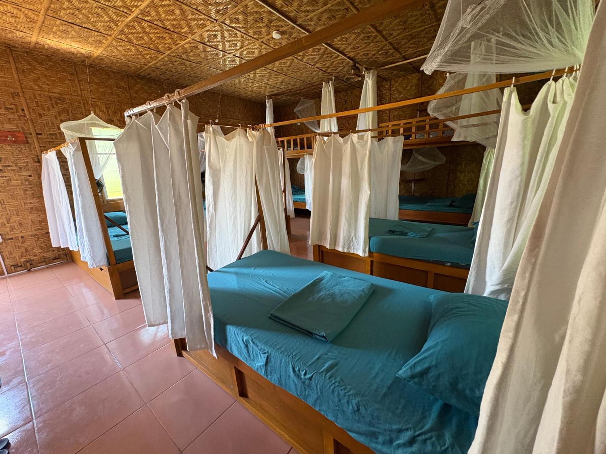 Izla Soanna Hostel Panglao Exterior photo